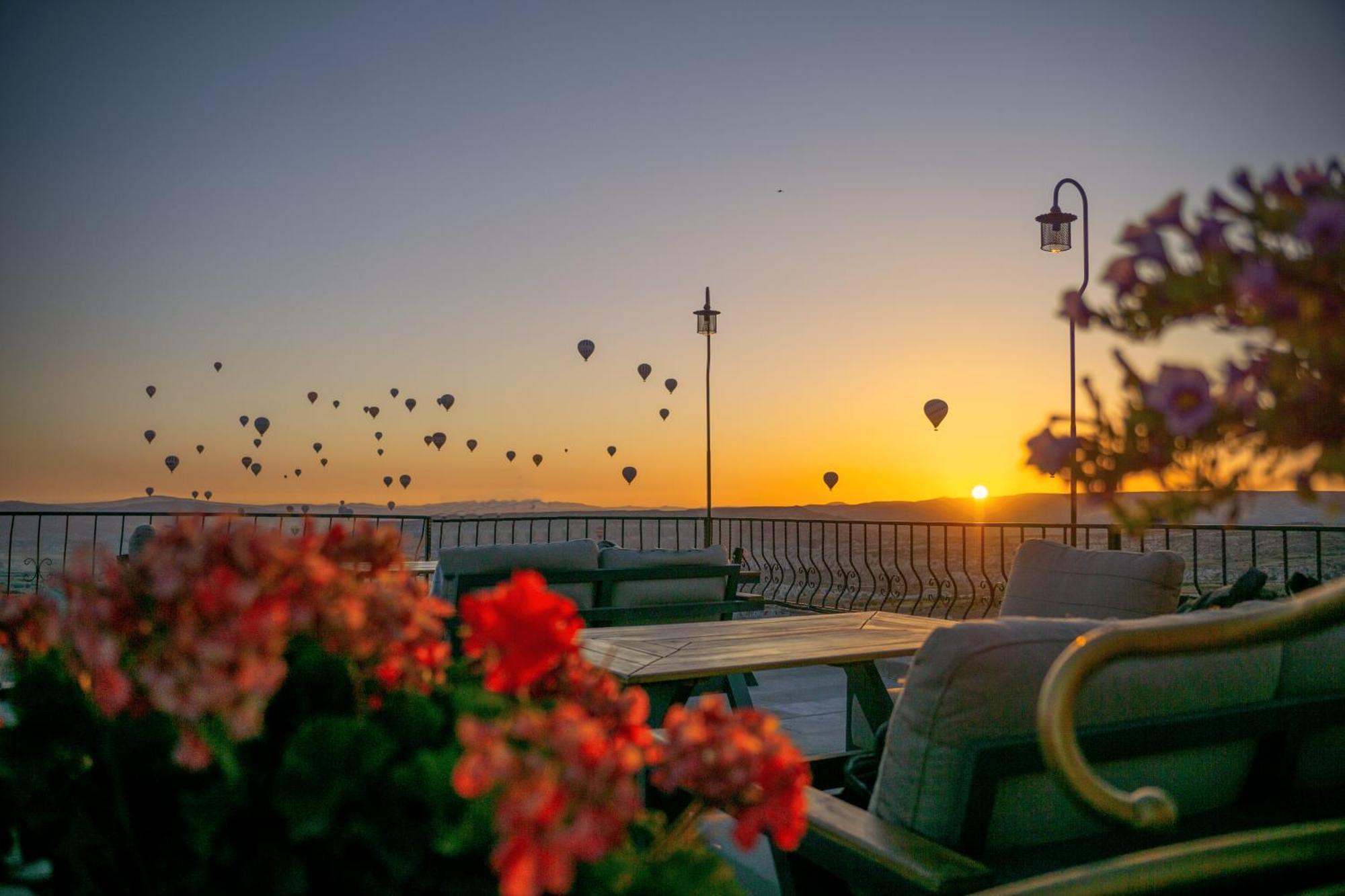 Ages In Cappadocia Hotel อุตชิซาร์ ภายนอก รูปภาพ