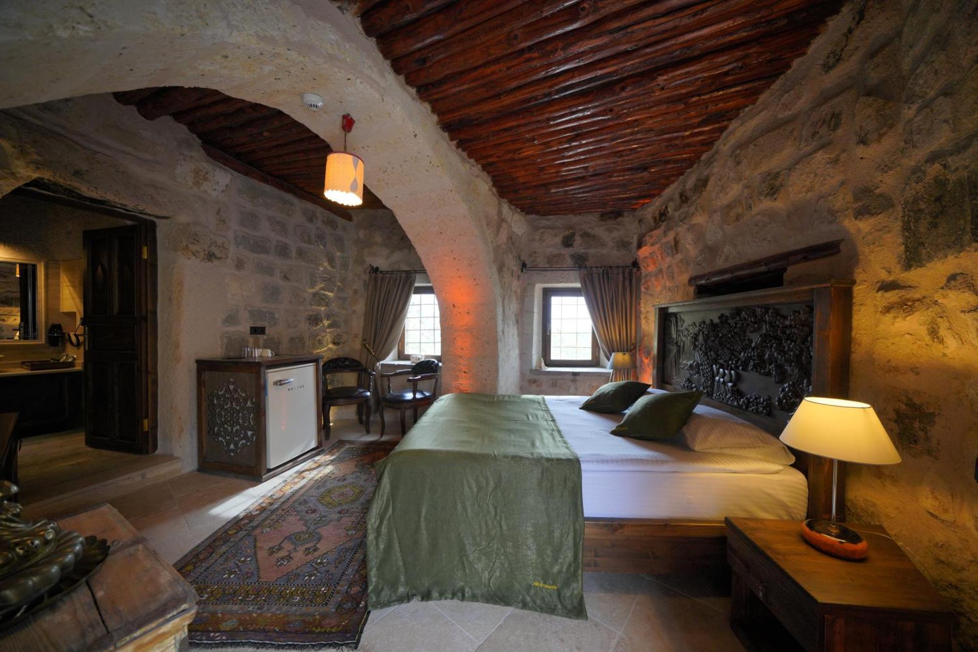 Ages In Cappadocia Hotel อุตชิซาร์ ภายนอก รูปภาพ