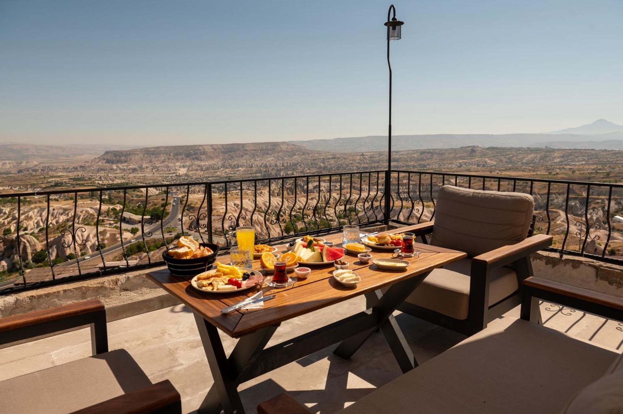 Ages In Cappadocia Hotel อุตชิซาร์ ภายนอก รูปภาพ